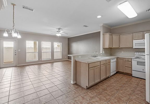 4th image of 15110 Leeward Dr APT 102