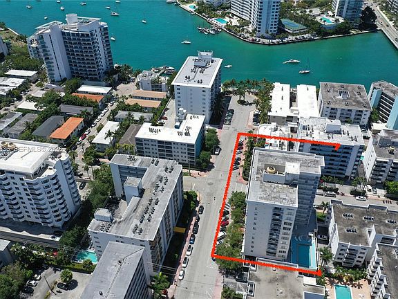 2nd image of 1345 Lincoln Rd APT 402