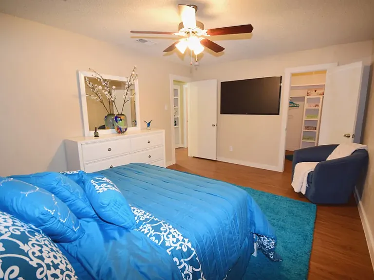 Buffalo Ridge Apartments — Photo 13