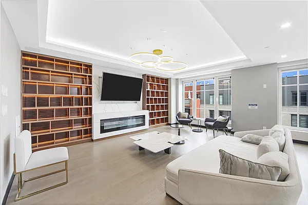 Sold by Nest Seekers International | media 5