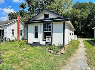 304 N Farmer Dr, Benson, NC 27504