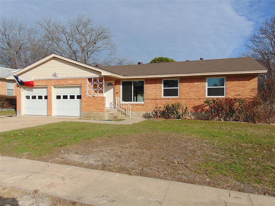 1st image of 909 Alamo Ln