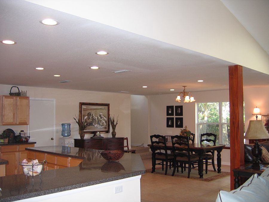 Spacious Dining Room