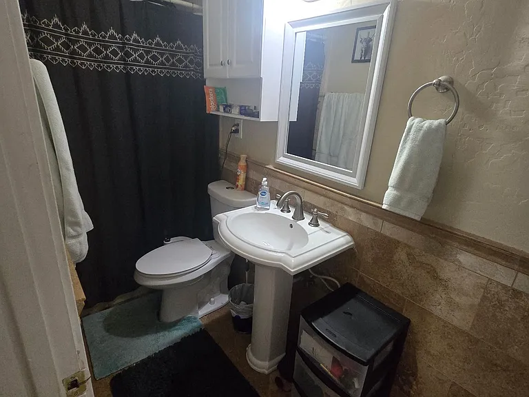 2923 W Townley Ave — Photo 7