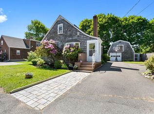 19 Bartholomew Ter, Peabody, MA 01960