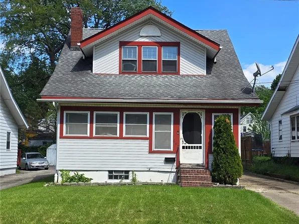 647 Columbia Ave, Akron, OH 44310