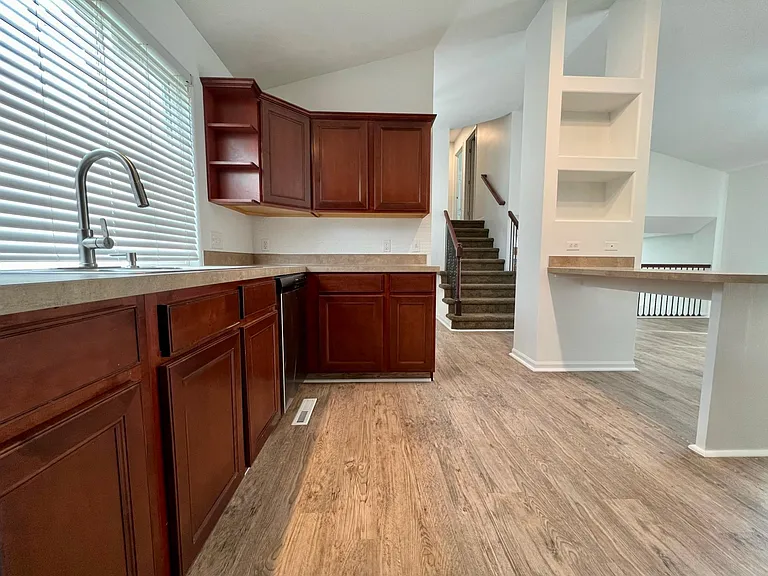 7413 Potter St — Photo 5