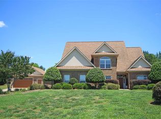 128 Shore Heights Dr, Inman, SC 29349