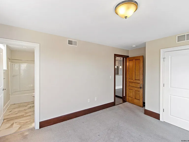 510 Broadway St #3H — Photo 10