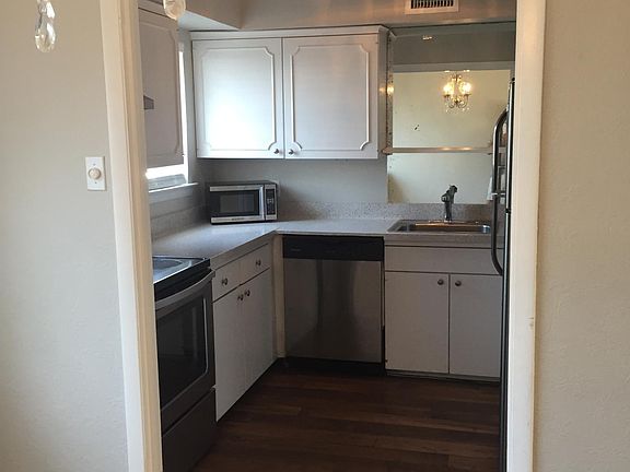 5th image of 4311 Bowser Ave