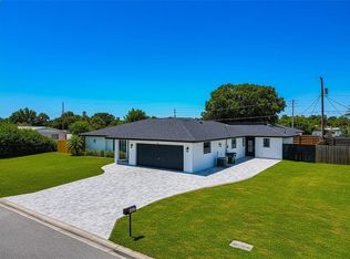 3145 Bougainvillea St, Sarasota, FL 34239