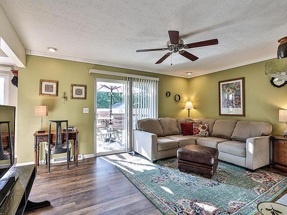 5th image of 6002 Grist Mill Ct