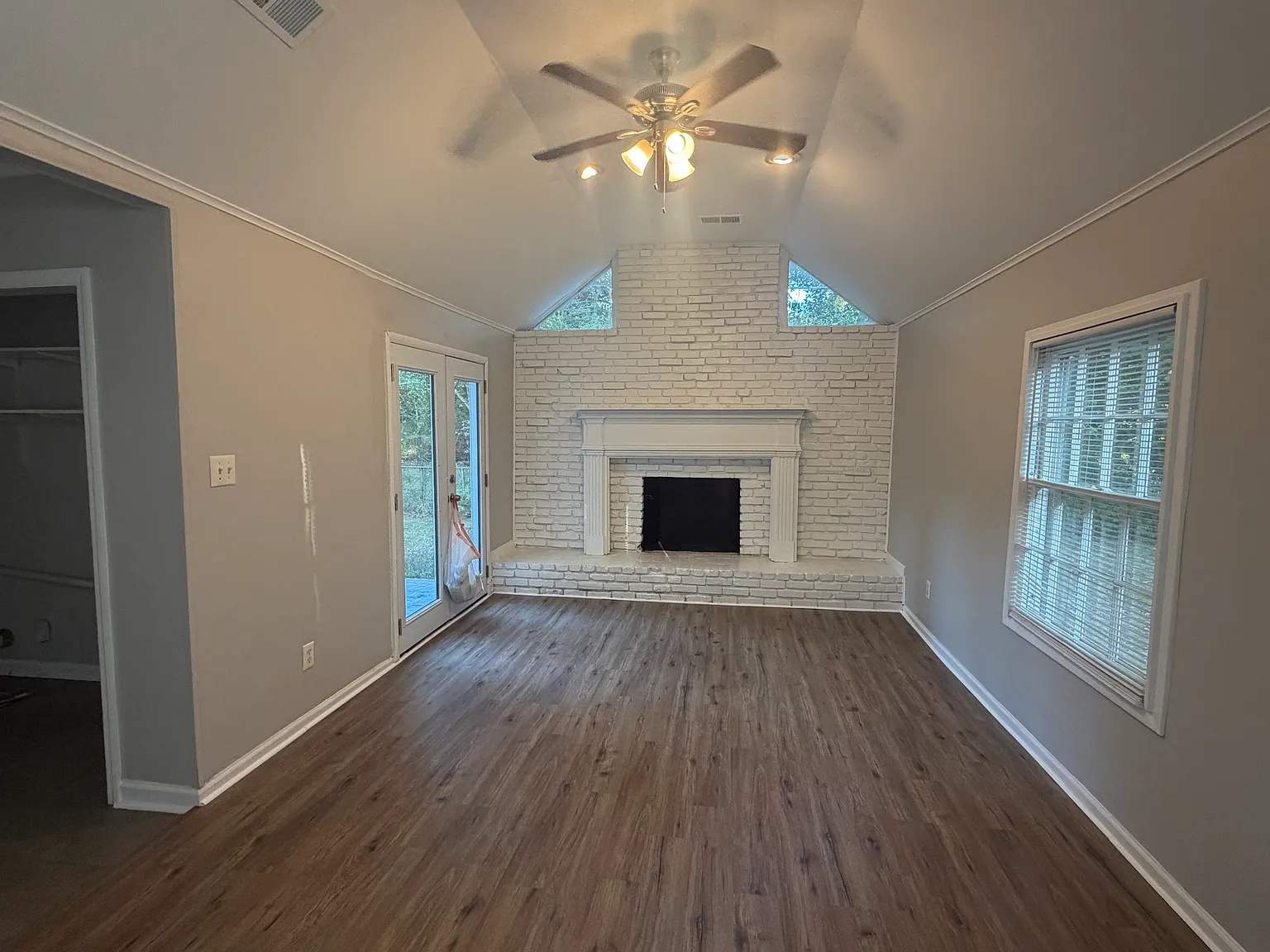 4 bed, 1702 sqft, $1,700 — Photo 4
