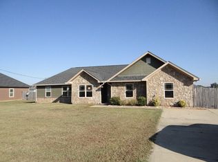 7 Farmboy Ct, Fort Mitchell, AL 36856