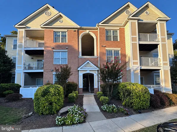 43300 Marymount Ter Unit 100, Ashburn, VA 20147