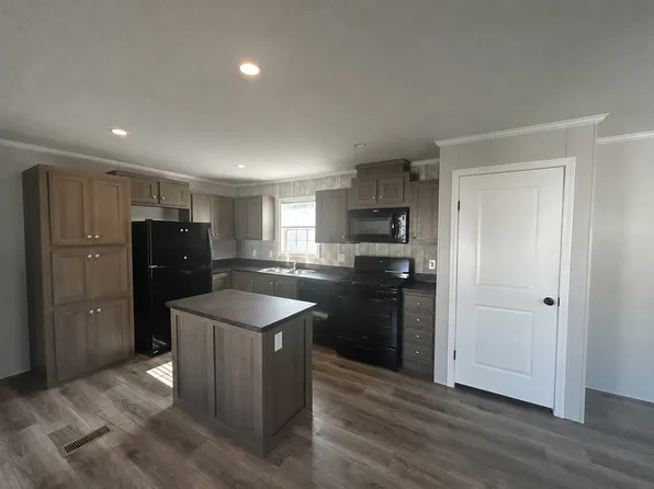 234 New Mexico #234, Belleville, MI 48111