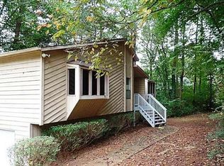 221 Rustic Ridge Dr, Canton, GA 30114