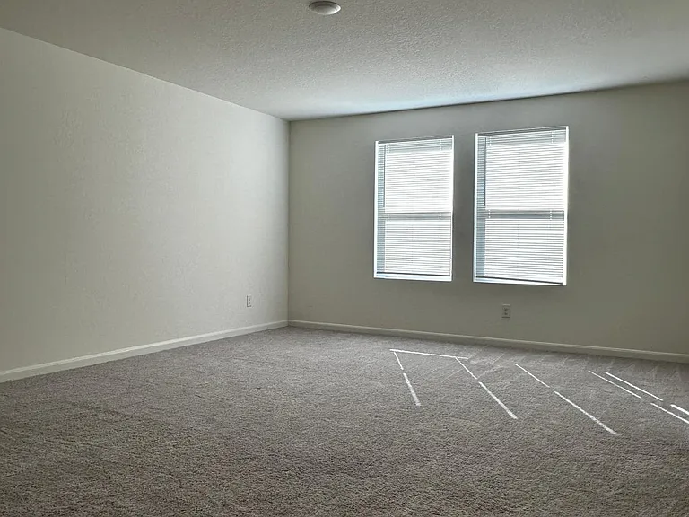 14402 Woodland Holw — Photo 8