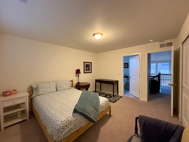 930 Compass Dr — Photo 23