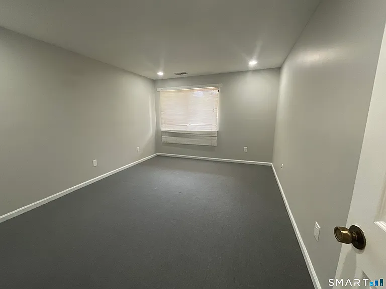 471 Whalley Ave #Q — Photo 12
