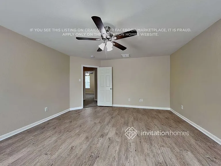 13742 Clarks Fork Dr — Photo 10