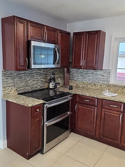 1703 Paradise Dr — Photo 6
