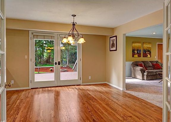 3rd image of 21311 SE 20th St