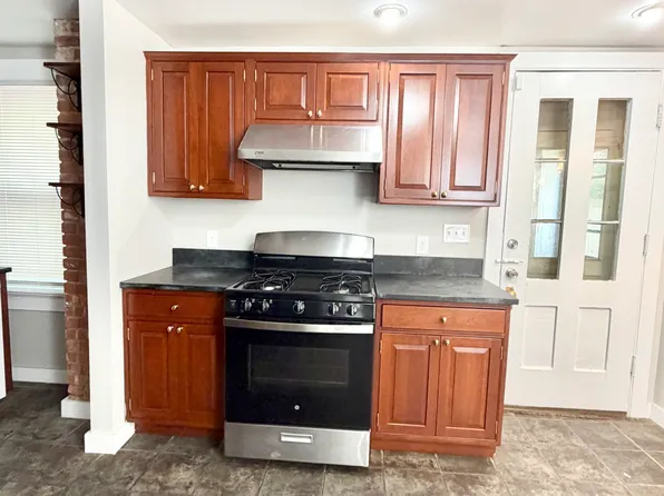 103 S Water St, New Haven, CT