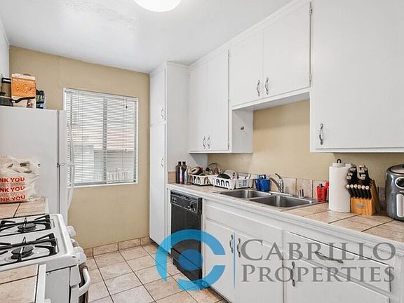 2nd image of 3964 Manzanita Dr #B1