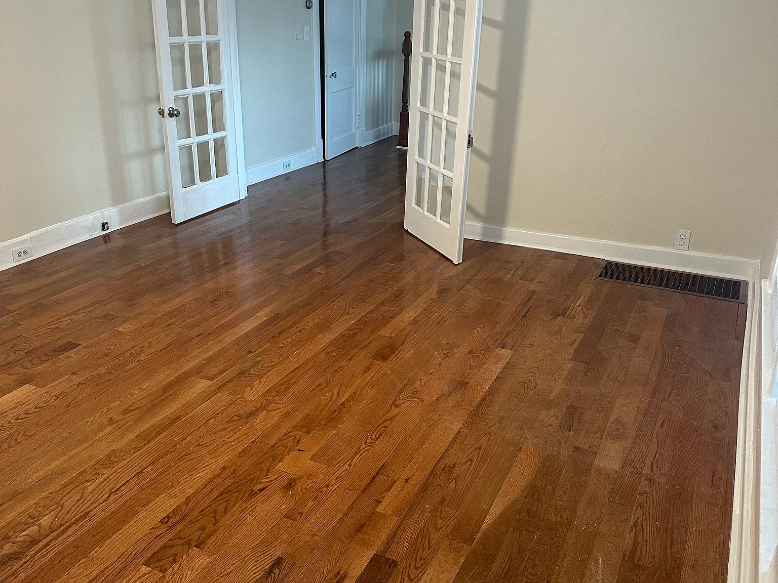 2 bed, 2200 sqft, $2,650 — Photo 3
