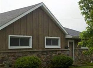 855 S Elm St, Nappanee, IN 46550
