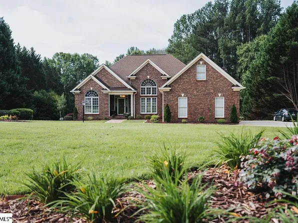 6 Lanshore Ct, Taylors, SC 29687