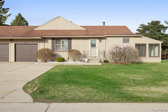 1st image of 9995 Cambridge Ct #1