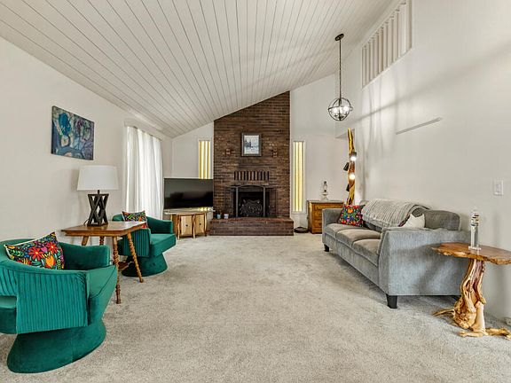 4th image of 5081 Southview Dr