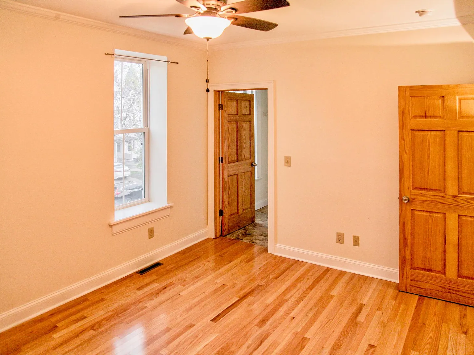 2 bed, 1650 sqft, $1,800 — Photo 3