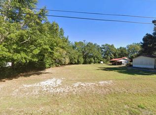 Garllum Dr, Pace, FL 32571
