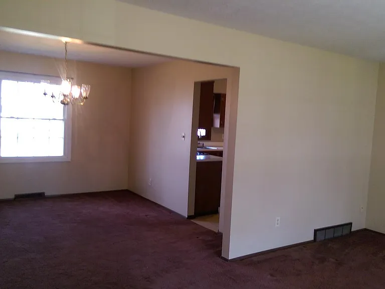 4153 Lydgate Dr — Photo 15