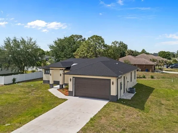 901 Sara Ave N, Lehigh Acres, FL 33971
