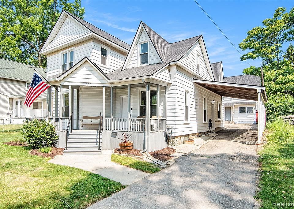 600 W Silver Lake Rd, Fenton, MI 48430 Zillow