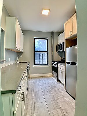 4th image of 83 Post Ave APT 54