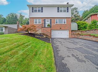2302 Hi Ridge Dr, Irwin, PA 15642