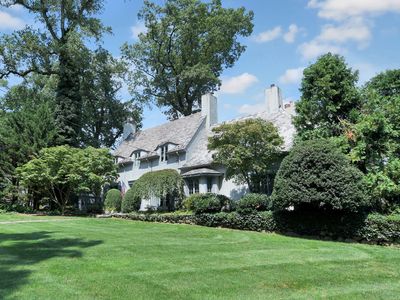 327 McKinley Pl, Ridgewood, NJ, 07450