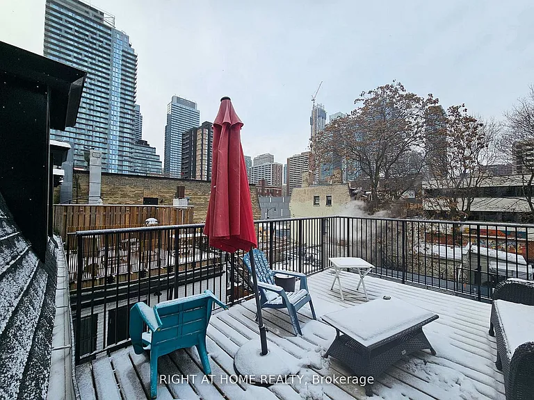 72 Wellesley St E #203 — Photo 24