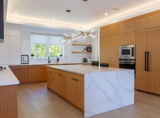 3385 Mamquam Rd #8, Squamish, BC V8B0H7