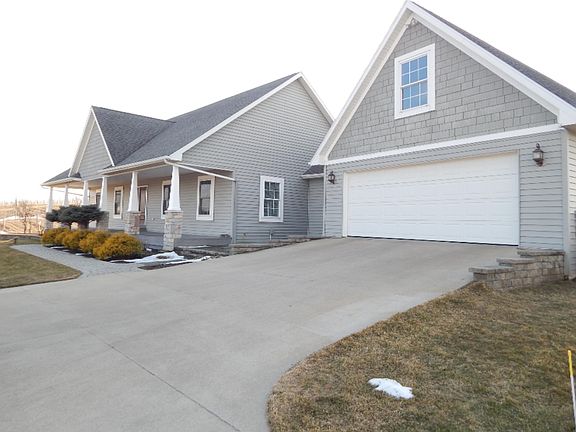 2nd image of 8585 Thome Dr