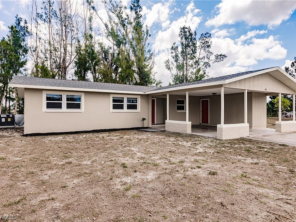 1st image of 401 NE 13th Pl