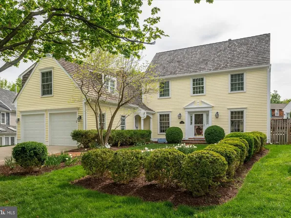 132 Upshire Cir, Gaithersburg, MD 20878