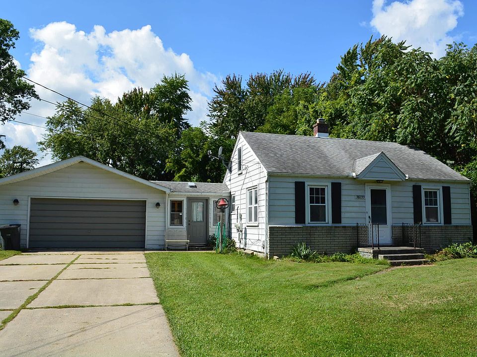 1st image of 38133 Townhall St
