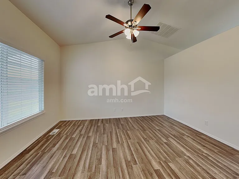 16605 Sadie Ave — Photo 6