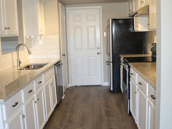 4th image of 2618B Gwendolyn Ln #B
